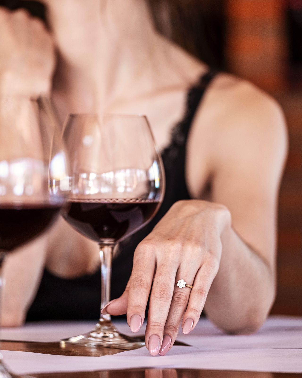 Wine is an exquisite drink and is preferred by refined natures.